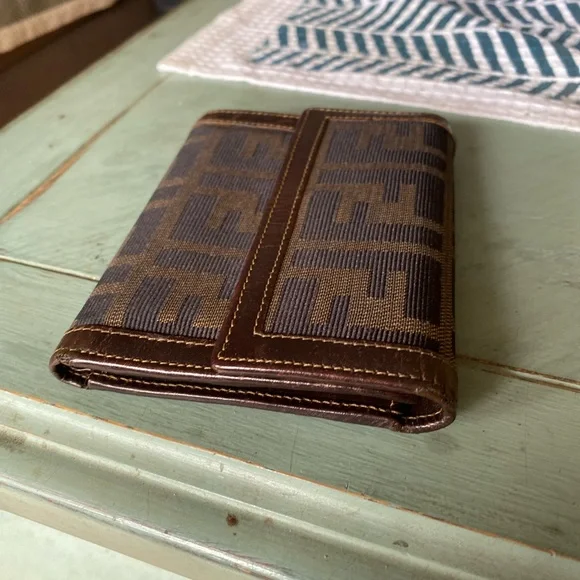 Fendi Zucca wallet - Picture 2 of 9